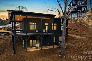 306 Broad Vis Ln, Asheville, NC 28804 - Photo 2