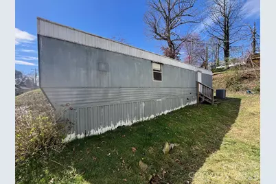 475 E Court Street, Marion, NC 28752 - Photo 26