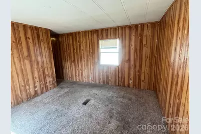 475 E Court Street, Marion, NC 28752 - Photo 8