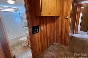 475 E Court St, Marion, NC 28752 - Photo 10