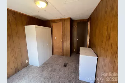 475 E Court Street, Marion, NC 28752 - Photo 16