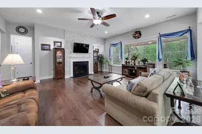 16408 Cozy Cove Road, Charlotte, NC 28278 - Photo 12