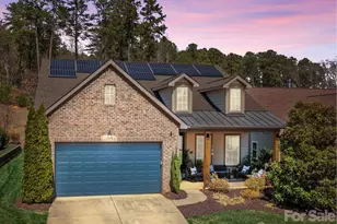 7139 Hanging Rock Ct, Denver, NC 28037 - Photo 2