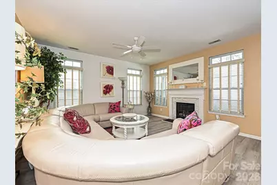 9740 Springholm Drive, Charlotte, NC 28278 - Photo 6