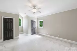 10841 Congressional Club Dr, Charlotte, NC 28277 - Photo 32