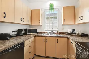 335 S Torrence St, Charlotte, NC 28204 - Photo 18