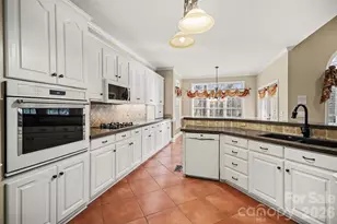 8407 Locksley Dr, Harrisburg, NC 28075 - Photo 6