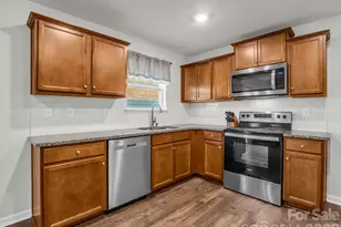 21 Virginia Cmns Dr, Arden, NC 28704 - Photo 18