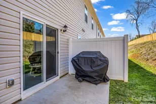 21 Virginia Cmns Dr, Arden, NC 28704 - Photo 8