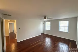 7318 Connan Ln, Charlotte, NC 28226 - Photo 18