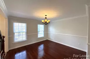 7318 Connan Ln, Charlotte, NC 28226 - Photo 4