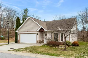 29 Kaylor Dr, Arden, NC 28704 - Photo 2