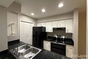 11002 Harrowfield Rd, Charlotte, NC 28226 - Photo 8