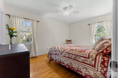 879 New Haw Creek Road, Asheville, NC 28805 - Photo 14