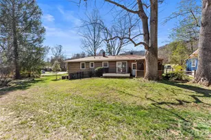 879 New Haw Creek Rd, Asheville, NC 28805 - Photo 30