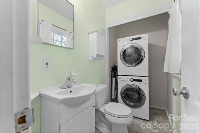 879 New Haw Creek Road, Asheville, NC 28805 - Photo 16