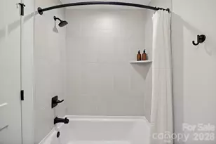 2000 Kilborne Dr, Charlotte, NC 28205 - Photo 16