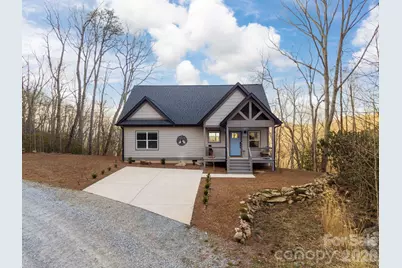 1474 Locust Grove Road, Hendersonville, NC 28792 - Photo 2