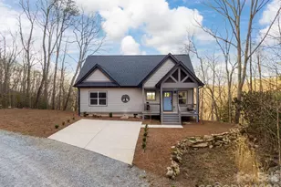 1474 Locust Grove Rd, Hendersonville, NC 28792 - Photo 2