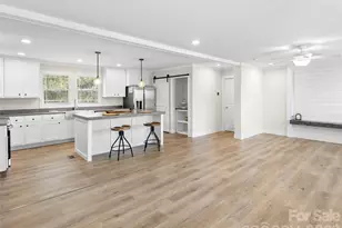 512 Hutch Mountain Rd, Fletcher, NC 28732 - Photo 6