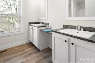 512 Hutch Mountain Rd, Fletcher, NC 28732 - Photo 20