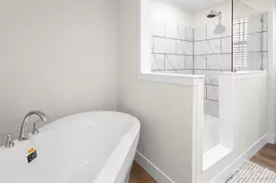 512 Hutch Mountain Rd, Fletcher, NC 28732 - Photo 16