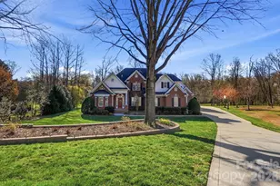 6005 Bunnybrook Ln, Wesley Chapel, NC 28110 - Photo 2