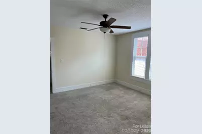 211 W G Street, Kannapolis, NC 28081 - Photo 4