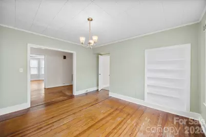 302 S Maple Street, Dallas, NC 28034 - Photo 8