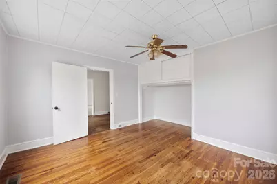 302 S Maple Street, Dallas, NC 28034 - Photo 16