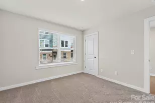 1136 Bismuth Ln, Charlotte, NC 28211 - Photo 8