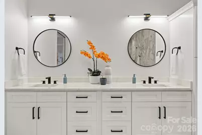 621 Poindexter Drive, Charlotte, NC 28209 - Photo 24