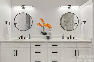 621 Poindexter Dr, Charlotte, NC 28209 - Photo 24