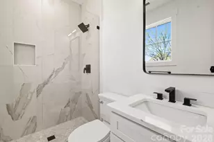 621 Poindexter Dr, Charlotte, NC 28209 - Photo 28