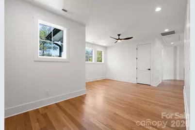 621 Poindexter Drive, Charlotte, NC 28209 - Photo 34