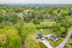808 Maybank Dr, Hendersonville, NC 28739 - Photo 32