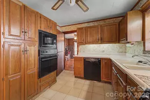 318 Sunrise Park, Sylva, NC 28779 - Photo 16