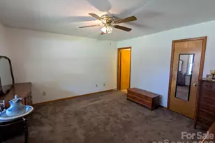 323 Lawing St, Charlotte, NC 28214 - Photo 10