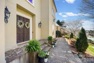 1205 Shinnecock Ln, Marvin, NC 28173 - Photo 4