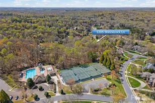 1205 Shinnecock Ln, Marvin, NC 28173 - Photo 2