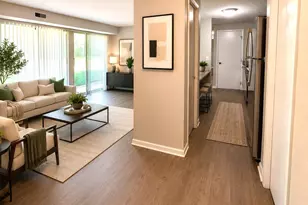 9521 Shannon Green Dr, Charlotte, NC 28213 - Photo 6