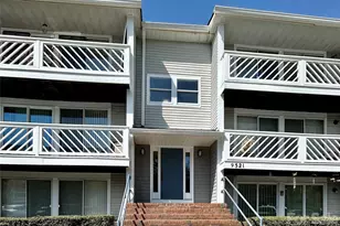 9521 Shannon Green Dr, Charlotte, NC 28213 - Photo 1