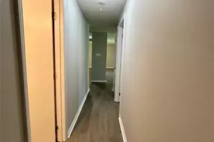 9521 Shannon Green Dr, Charlotte, NC 28213 - Photo 18