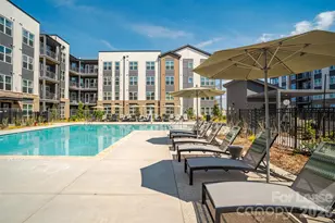 925 W Mallard Creek Church Rd, Charlotte, NC 28262 - Photo 2