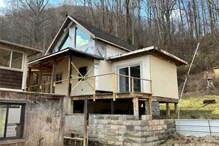 330 Potts Dr, Waynesville, NC 28785 - Photo 10