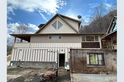 330 Potts Drive, Waynesville, NC 28785 - Photo 8