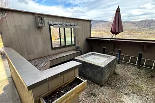 330 Potts Dr, Waynesville, NC 28785 - Photo 12