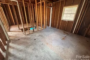 90 Scenic Hill Dr, Bryson City, NC 28713 - Photo 8