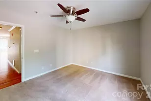 537 Donatello Avenue, Charlotte, NC 28205 - Photo 6