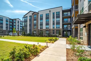925 W Mallard Creek Church Rd, Charlotte, NC 28262 - Photo 30